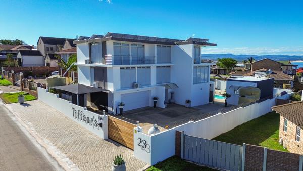 6 Bedroom House