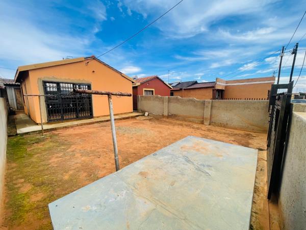 2 Bedroom House