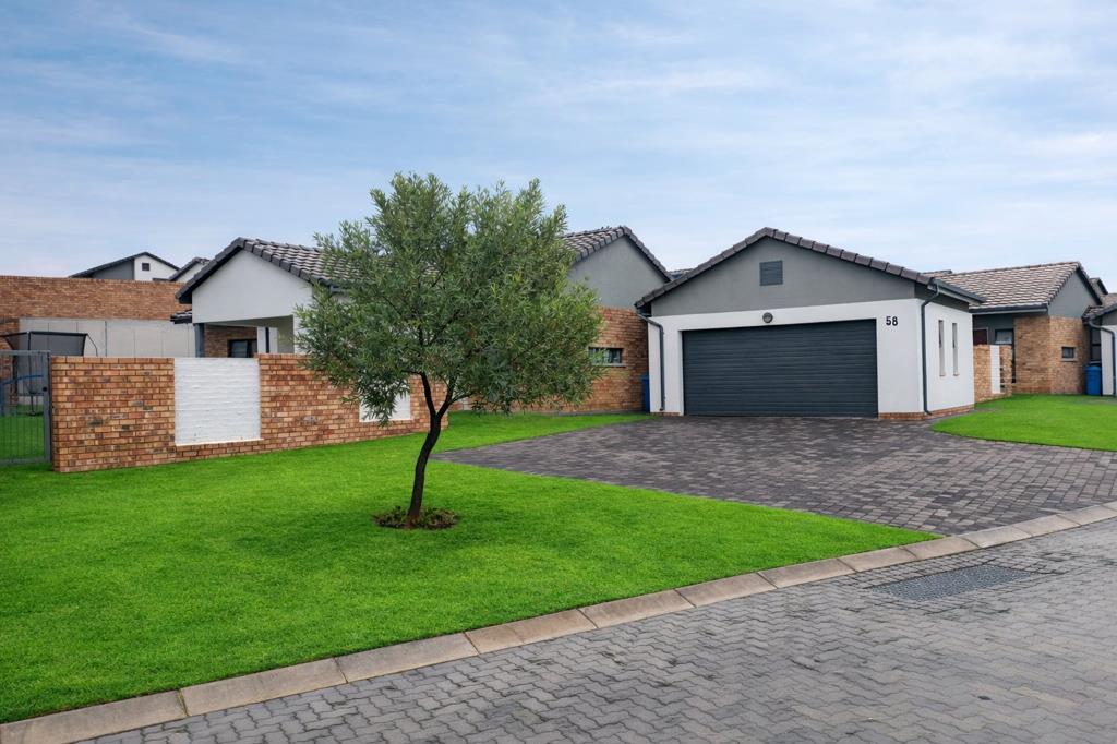 3 Bedroom Townhouse