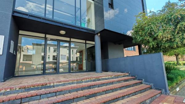 468 m² Office Space