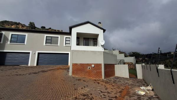 4 Bedroom Townhouse