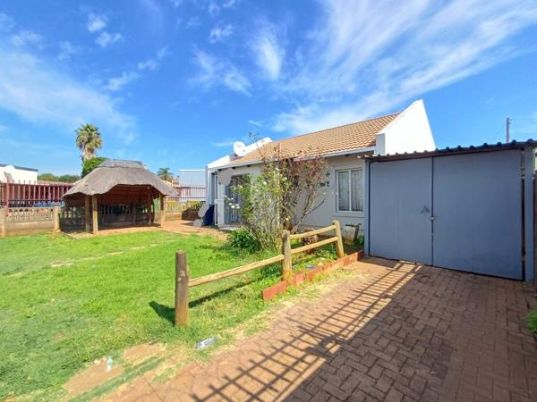 2 Bedroom House
