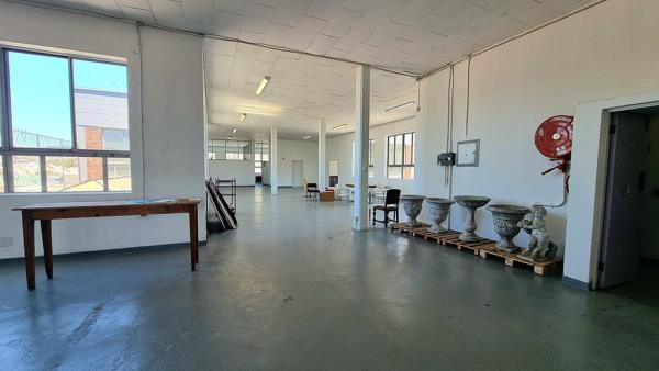 500 m² Office Space