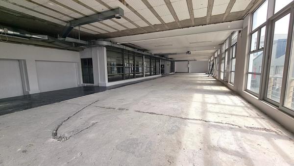 341 m² Office Space