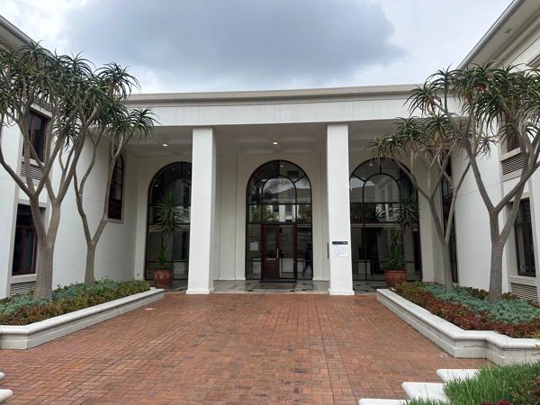 404.3 m² Commercial space