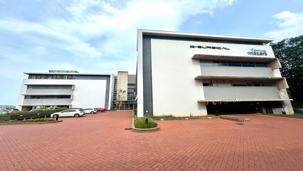 638 m² Office Space