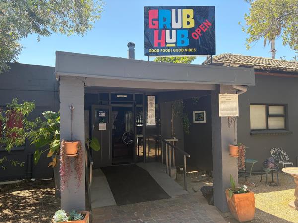 300 m² Retail Space