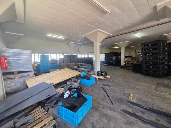 464 m² Industrial space