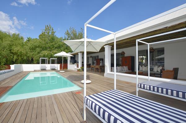 5 Bedroom House