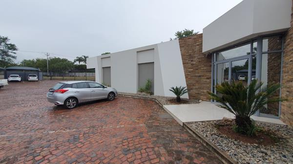 200 m² Commercial space