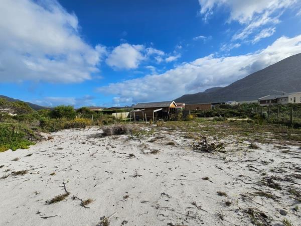 1 239 m² Land