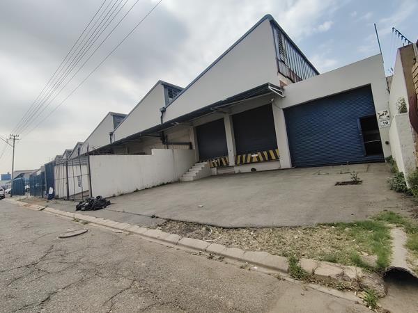 3 715 m² Industrial space