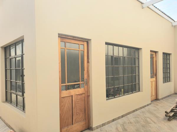 14 m² Retail Space
