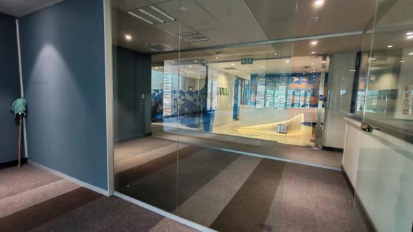 642 m² Office Space