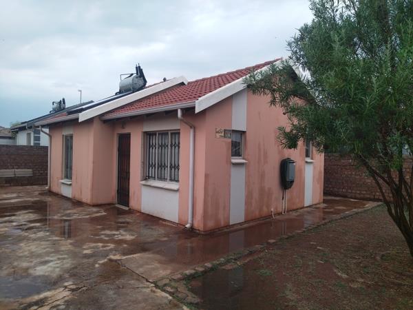 2 Bedroom House