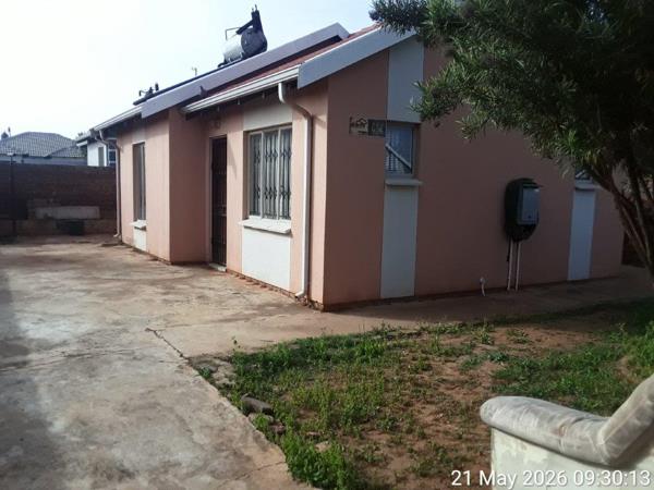 2 Bedroom House