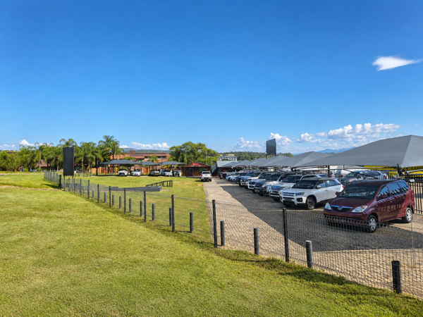 1 526 m² Retail Space