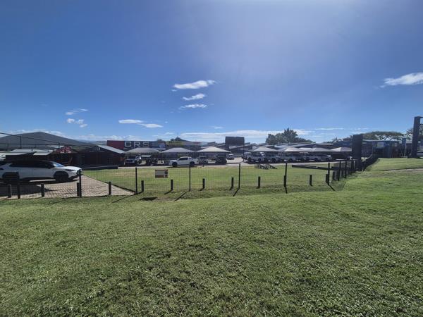 1 526 m² Retail Space