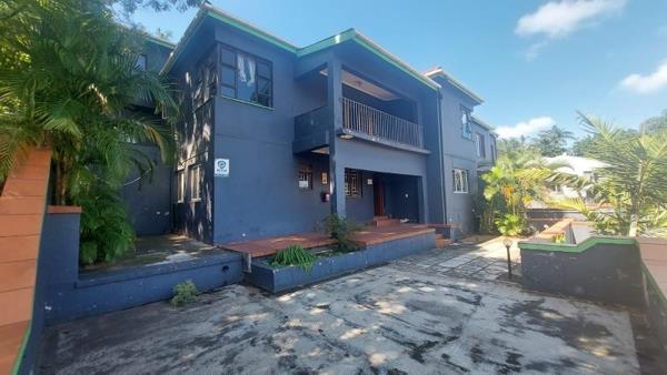 21 Bedroom House