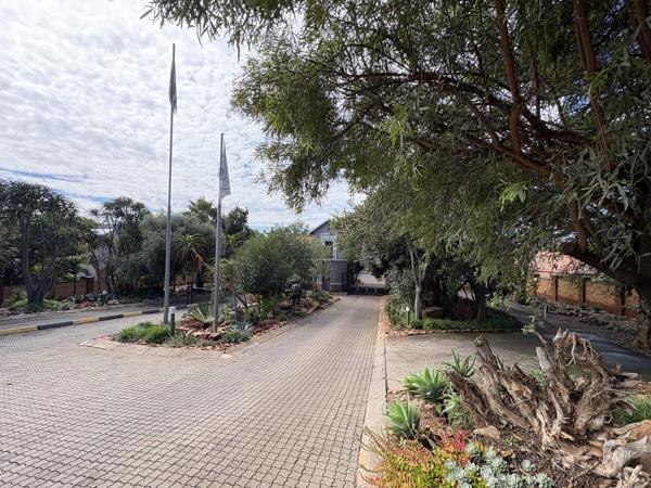 960 m² Land