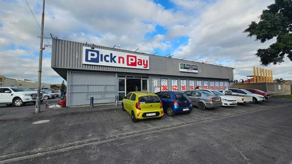 940 m² Retail Space