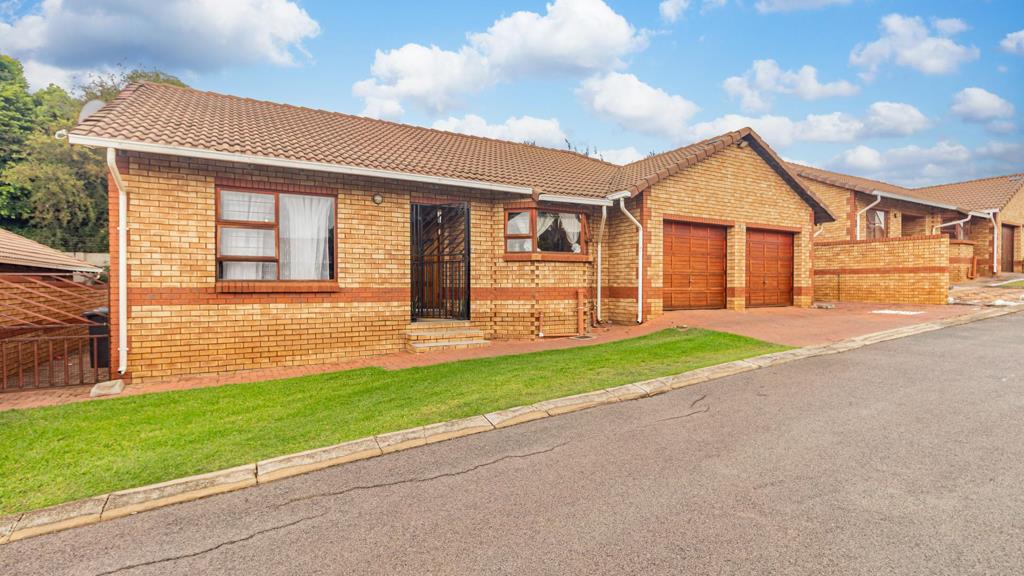 3 Bedroom Townhouse