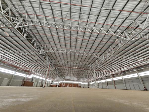 11 050 m² Industrial space