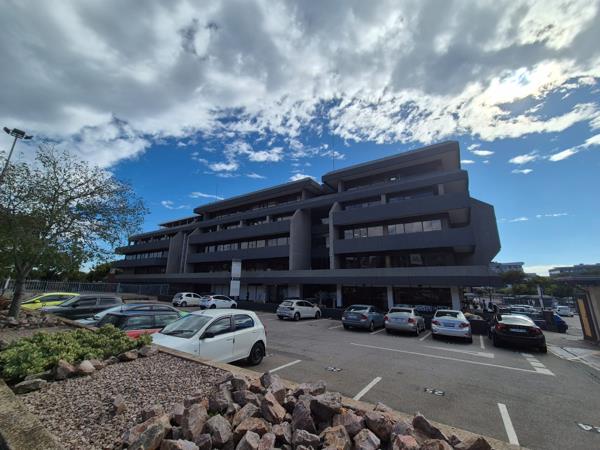 68.2 m² Commercial space