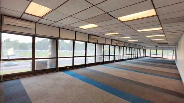 454 m² Office Space