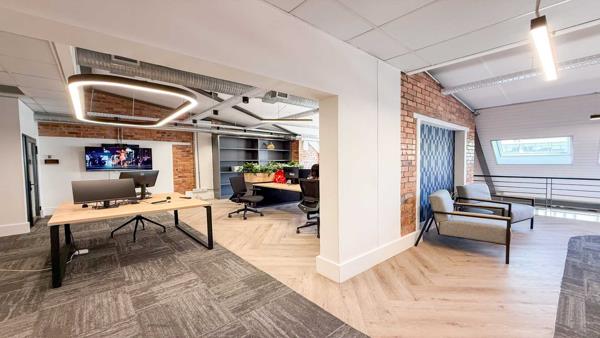 242 m² Office Space