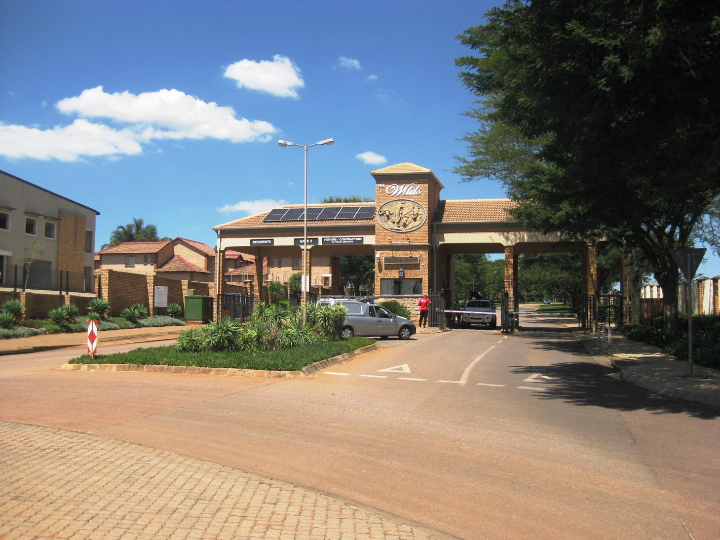 3 Bedroom Simplex in Olympus AH