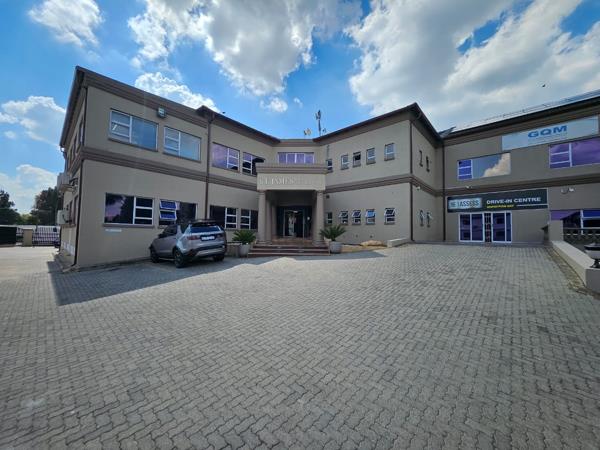502 m² Office Space