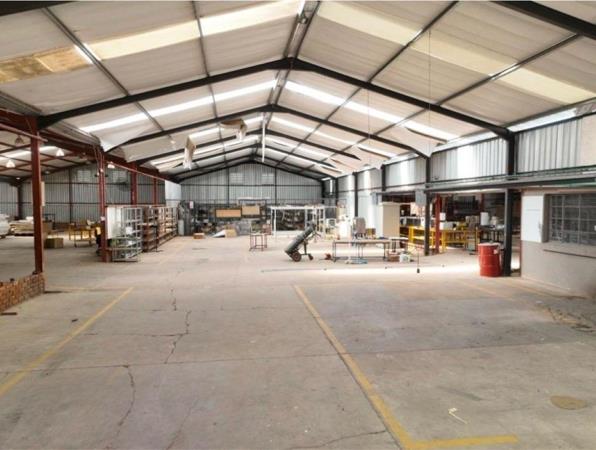 3 800 m² Commercial space