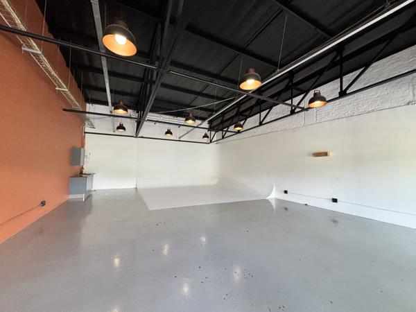 100 m² Commercial space