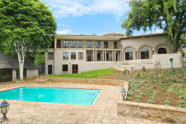 6 Bedroom House