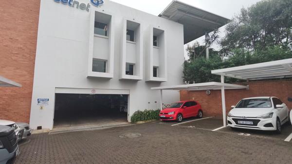 2 165 m² Office Space