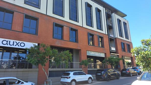 210 m² Office Space