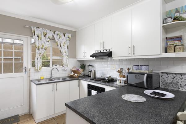 2 Bedroom House