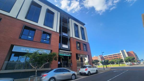 210 m² Commercial space