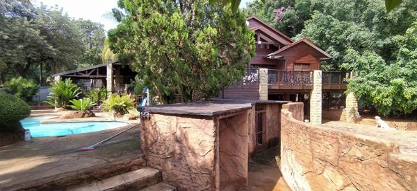 8 Bedroom House