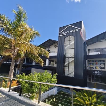 193.3 m² Commercial space