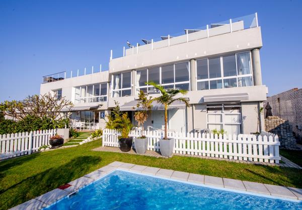 9 Bedroom House