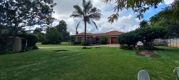 9 970 m² Smallholding