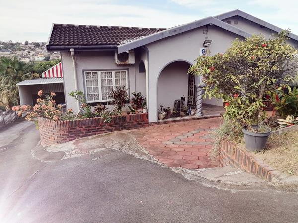 6 Bedroom House