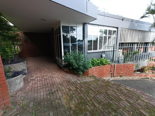 500 m² Office Space