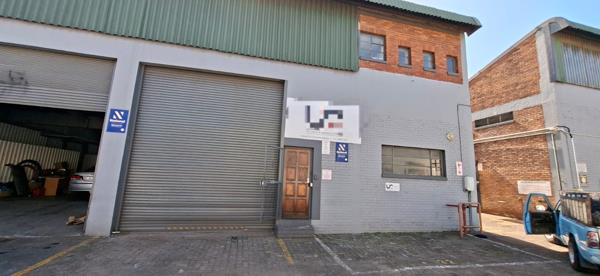 584 m² Industrial space