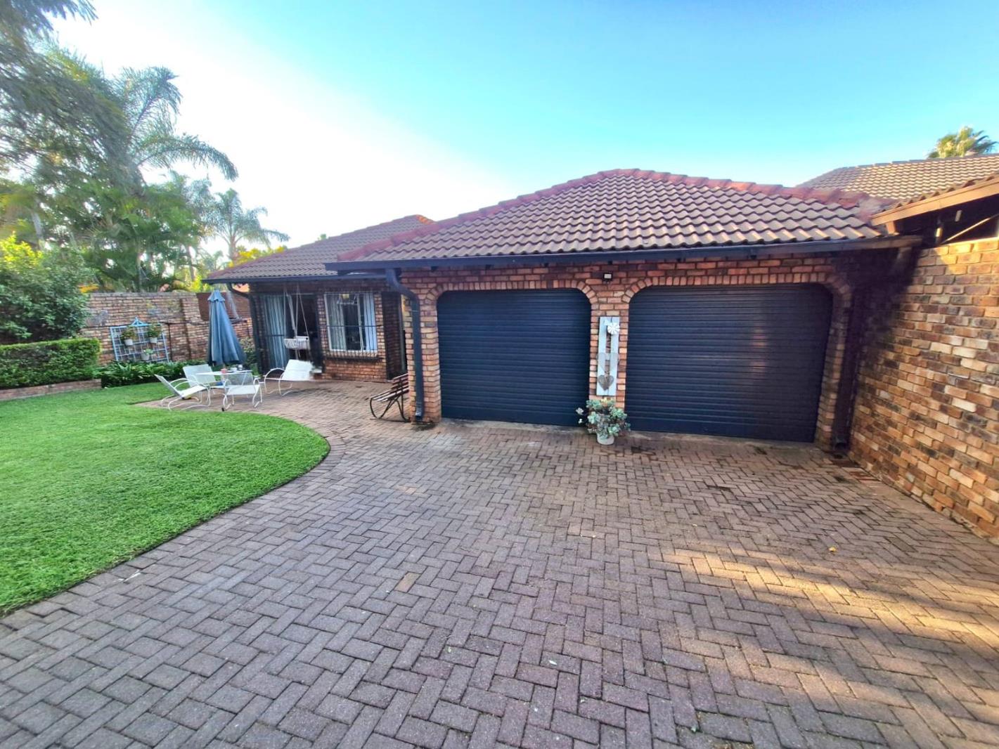 2 Bedroom House in Montana Park