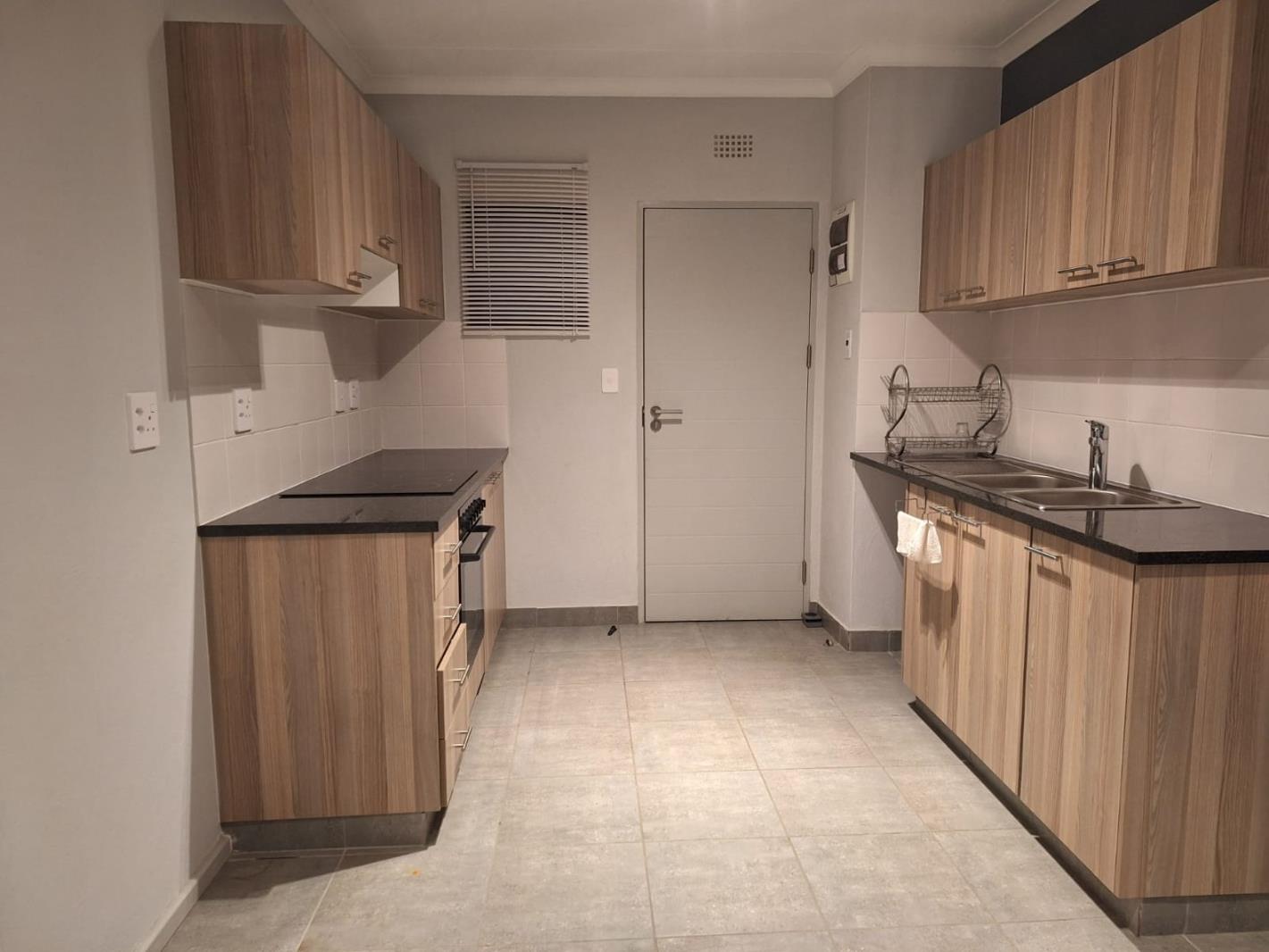 2 Bedroom Apartment in Athlone Park