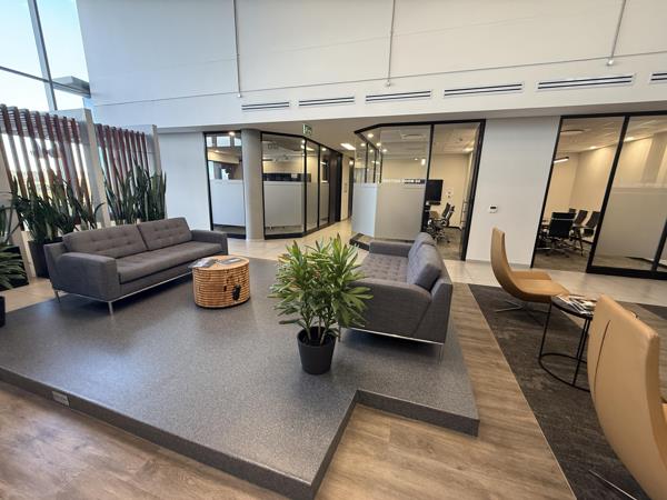 1 593 m² Commercial space