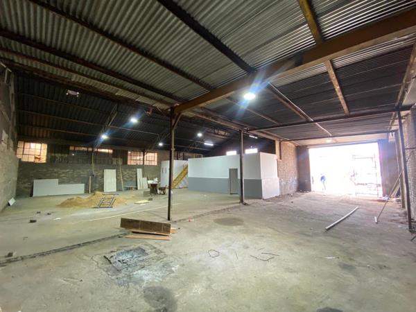 340 m² Industrial space